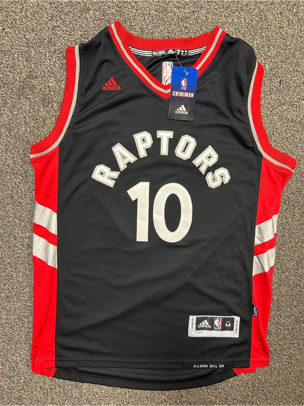 NWT Medium Toronto Raptors Adidas Demar Derozan 10 Jersey Men's NBA Basketball